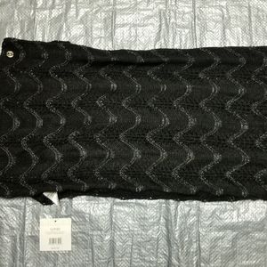 🍭Liz Claiborne circle scarf with sparkle detailing